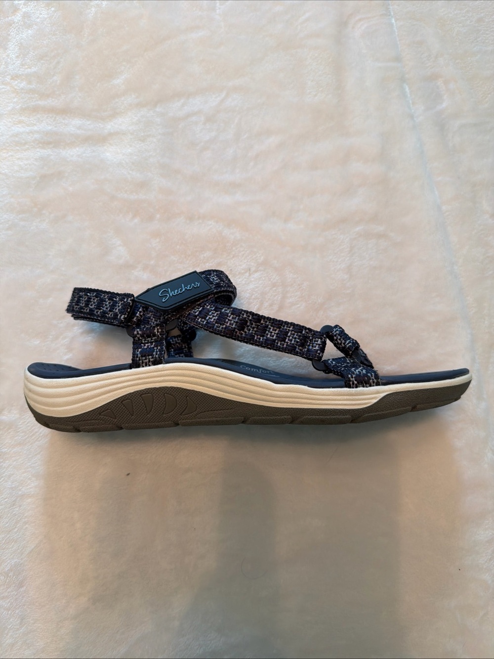 Sketchers Outdoor Lifestyle Navy Size 11
